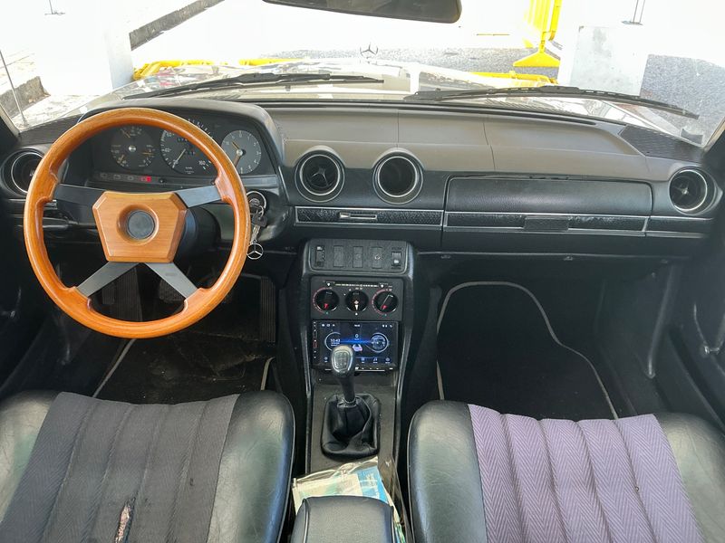 Mercedes-Benz 123 D 240 1981 – снимка 17