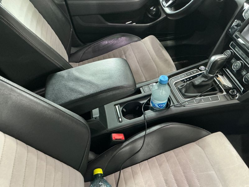 Volkswagen Passat 2.0 TDI Highline 4Motion BlueMotion Tech 2015 – снимка 23