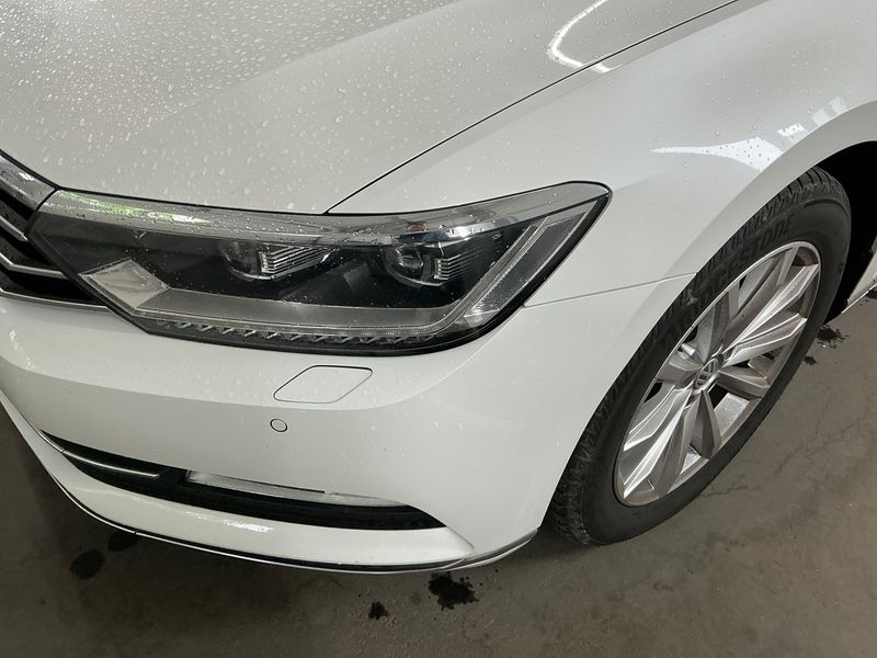 Volkswagen Passat 2.0 TDI Highline 4Motion BlueMotion Tech 2015 – снимка 27