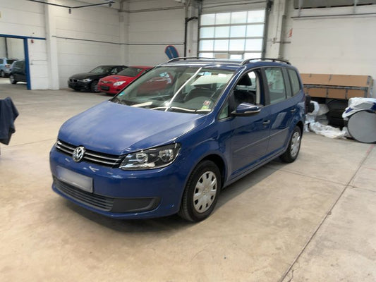 Volkswagen Touran 1.6 TDI Trendline 2011 – снимка 1