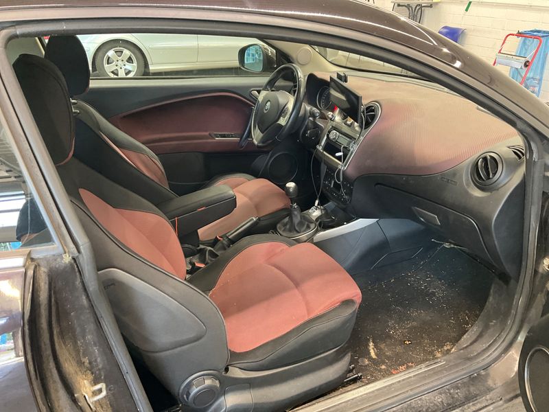 Alfa Romeo MiTo 1.4 Turbo Turismo 2010 – снимка 3