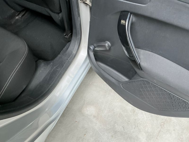 Peugeot 208 1.6 Blue-HDi Active 2015 – снимка 25