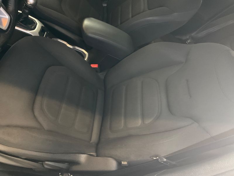 Jeep Renegade 1.6 M-Jet Limited Adventure Edition FWD 2016 – снимка 29