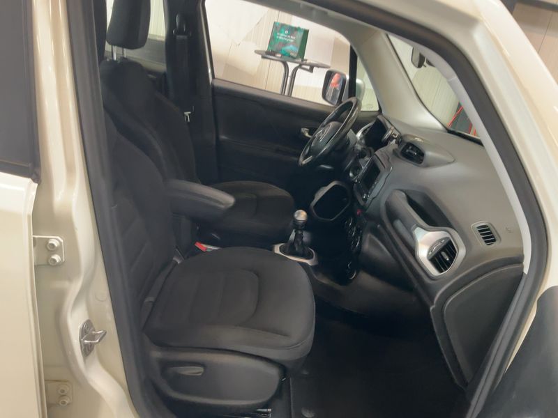 Jeep Renegade 1.6 M-Jet Limited Adventure Edition FWD 2016 – снимка 16
