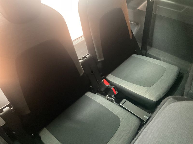 Citroen C4 Grand Spacetourer 1.5 Blue-HDi Business + 2020 – снимка 28