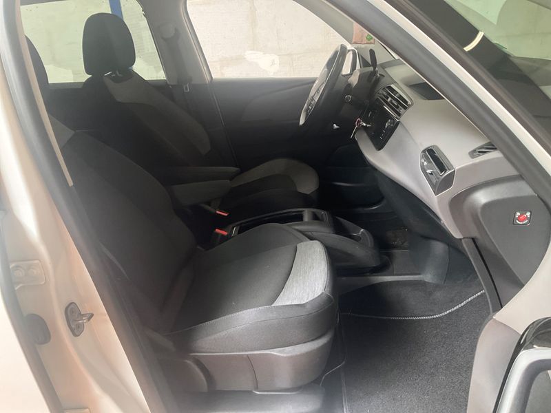 Citroen C4 Grand Spacetourer 1.5 Blue-HDi Business + 2020 – снимка 16