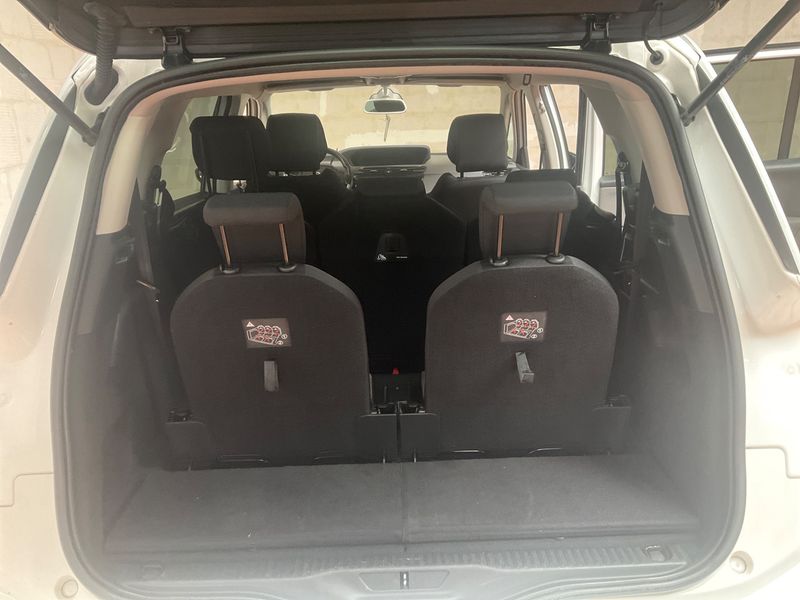Citroen C4 Grand Spacetourer 1.5 Blue-HDi Business + 2020 – снимка 35