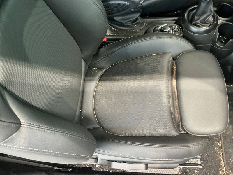 MINI Cooper Classic Trim 2023 – снимка 25
