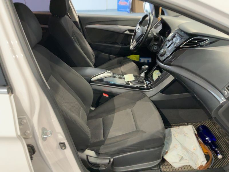 Hyundai i40 1.6 FIFA World Cup Edition 2014 – снимка 17