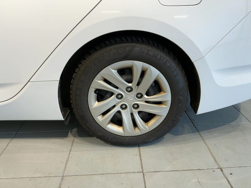 Hyundai i40 1.6 FIFA World Cup Edition 2014 – снимка 5