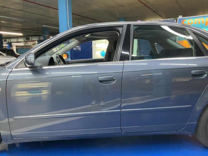 Audi A4 2.0 TDI 2005 – снимка 4
