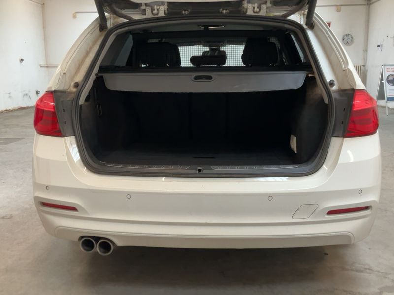 BMW 3er 320d xDrive Advantage 2017 – снимка 15