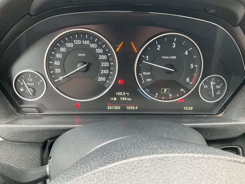 BMW 3er 320d xDrive Advantage 2017 – снимка 18