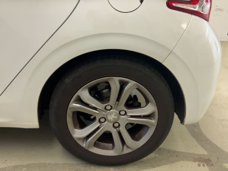 Peugeot 208 1.6 Allure 2014 – снимка 5