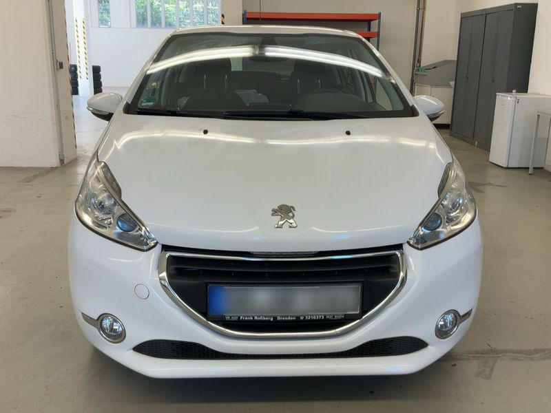 Peugeot 208 1.6 Allure 2014 – снимка 14