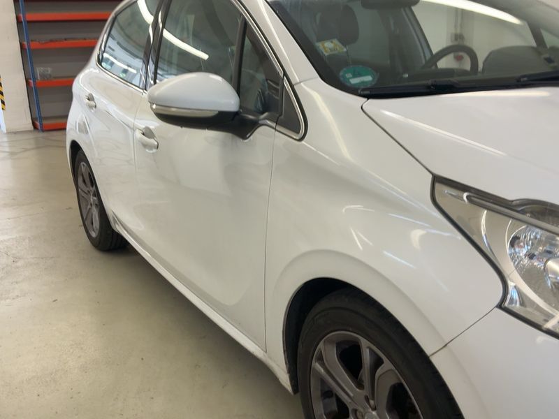 Peugeot 208 1.6 Allure 2014 – снимка 12