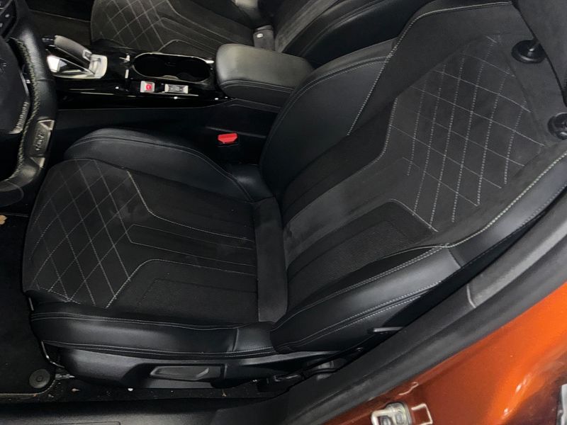 Peugeot 2008 1.2 PureTech GT Pack 2021 – снимка 23