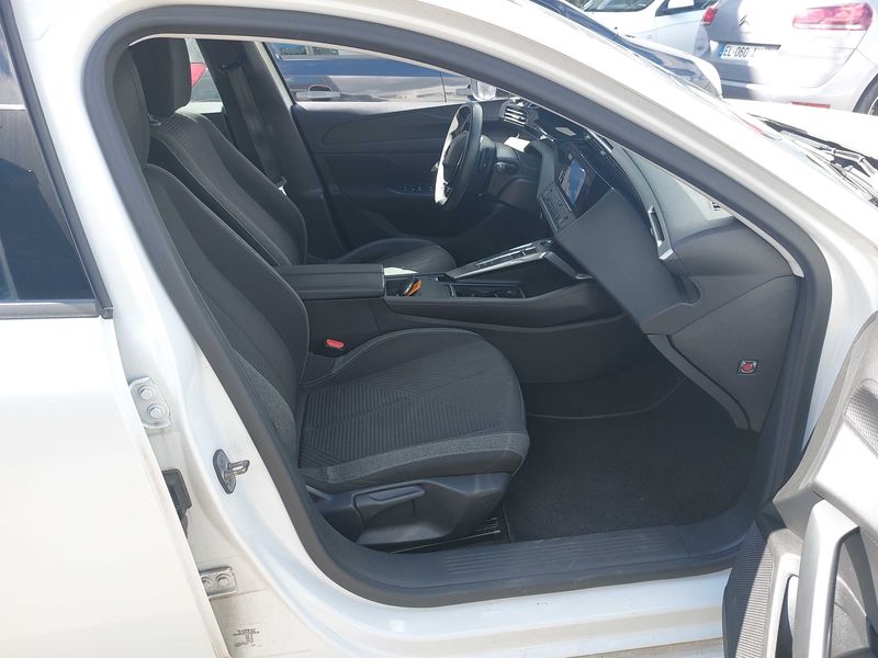 Peugeot 308 1.5 Blue-HDi Active Pack 2022 – снимка 10