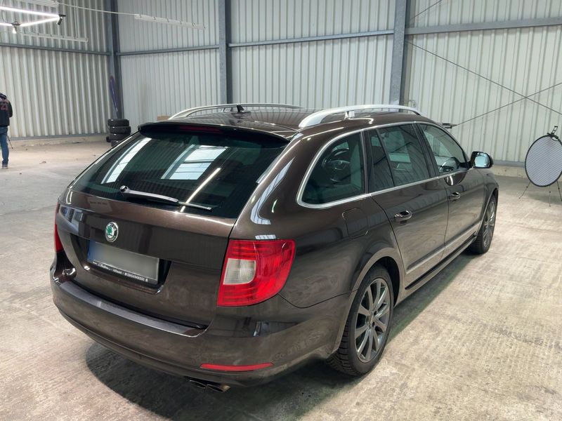 Skoda Superb 3.6 V6 FSI Elegance 4x4 2012 – снимка 8