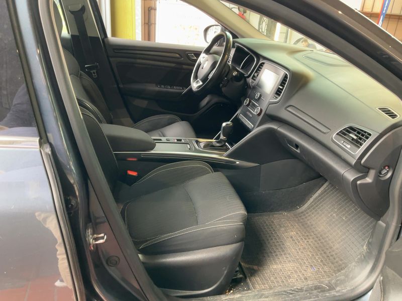 Renault Megane 1.2 TCe Energy Business Edition 2017 – снимка 16