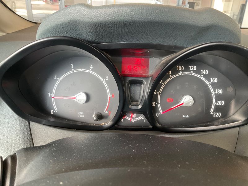 Ford Fiesta 1.25 Trend 2010 – снимка 4