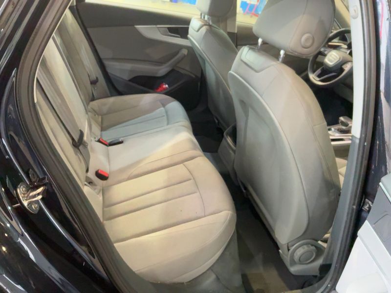 Audi A4 2.0 TDI ultra 2016 – снимка 19