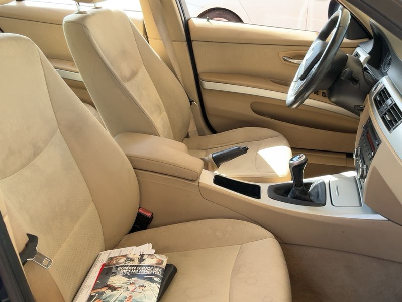 BMW 3er 318d 2010 – снимка 16