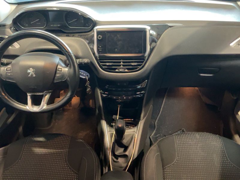 Peugeot 208 1.2 e-VTi Allure 2019 – снимка 17
