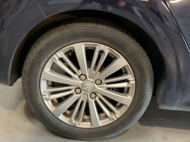 Peugeot 208 1.2 e-VTi Allure 2019 – снимка 9