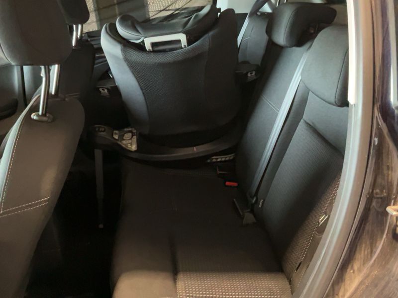 Peugeot 208 1.2 e-VTi Allure 2019 – снимка 19
