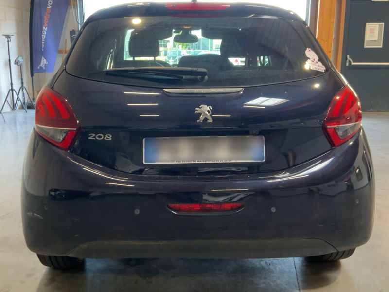 Peugeot 208 1.2 e-VTi Allure 2019 – снимка 7