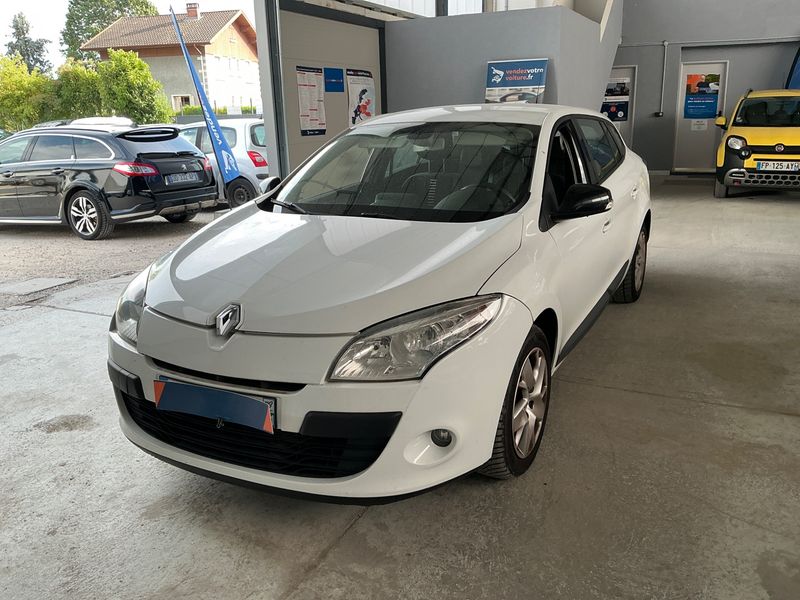 Renault Megane 1.5 dCi Expression 2011 – снимка 1