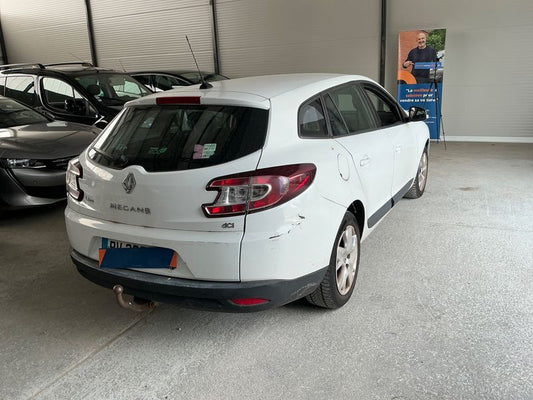 Renault Megane 1.5 dCi Expression 2011 – снимка 2