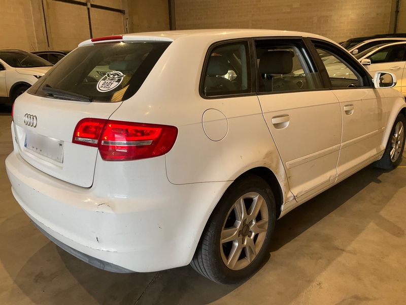 Audi A3 Sportback 1.4 TFSI Attraction 2010 – снимка 8