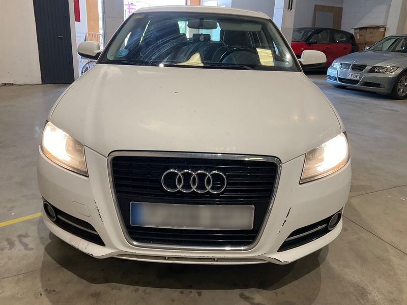 Audi A3 Sportback 1.4 TFSI Attraction 2010 – снимка 14
