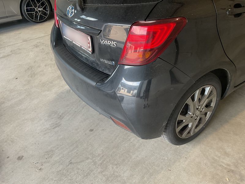 Toyota Yaris 1.5 Hybrid Design 2016 – снимка 28
