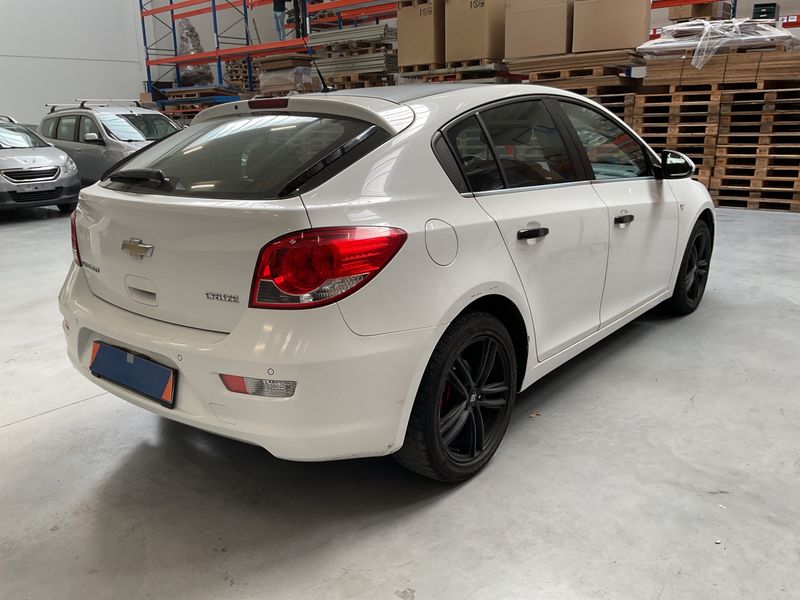 Chevrolet Cruze 1.8 LTZ 2012 – снимка 2