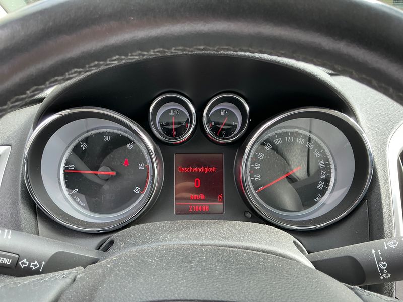 Opel Astra 1.7 CDTI Sport 2011 – снимка 4