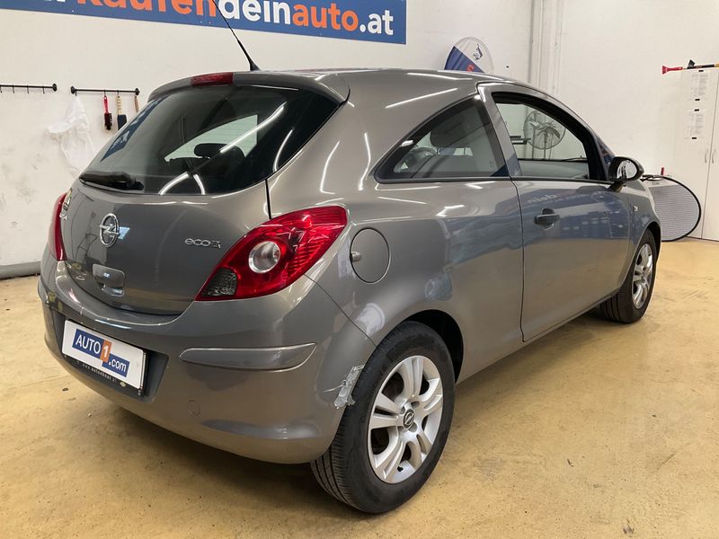 Opel Corsa 1.2 Cool&Sound 2012 – снимка 2