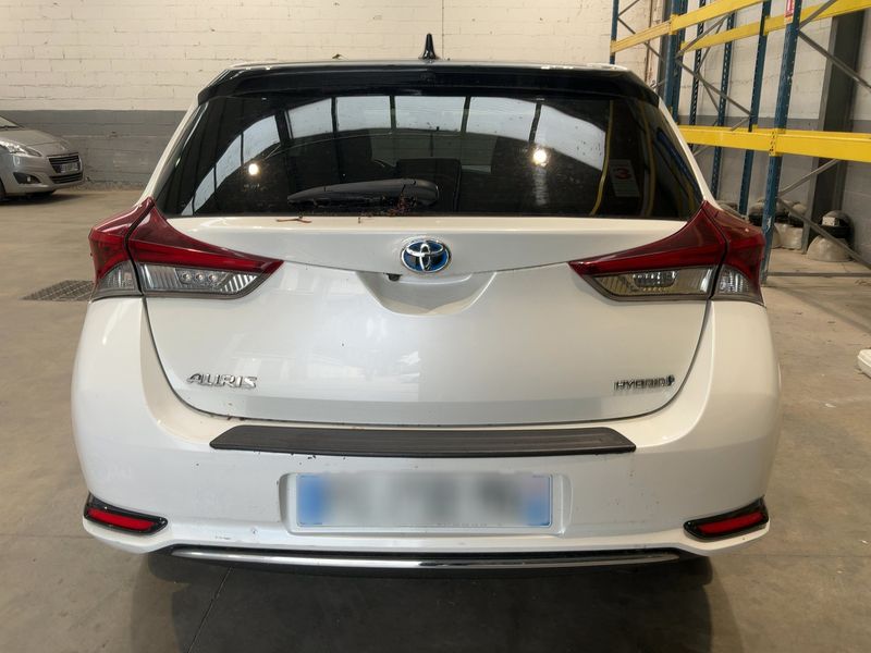 Toyota Auris 1.8 Hybrid Collection 2019 – снимка 7