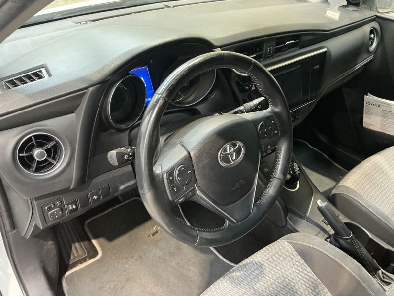 Toyota Auris 1.8 Hybrid Collection 2019 – снимка 23