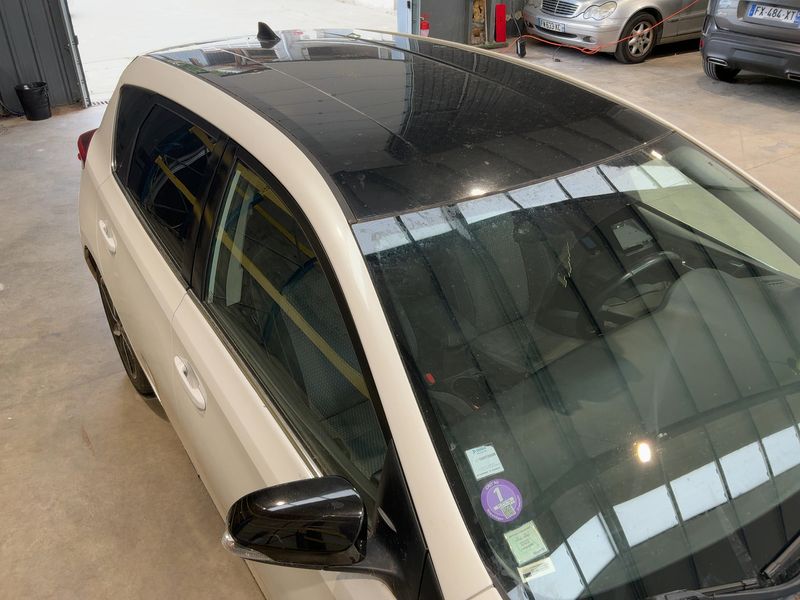 Toyota Auris 1.8 Hybrid Collection 2019 – снимка 13