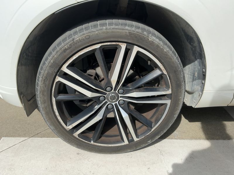 Volvo XC60 2.0 D4 R Design AWD 2017 – снимка 3