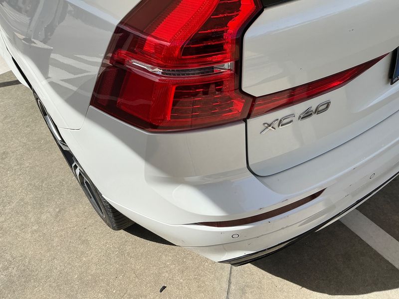 Volvo XC60 2.0 D4 R Design AWD 2017 – снимка 23