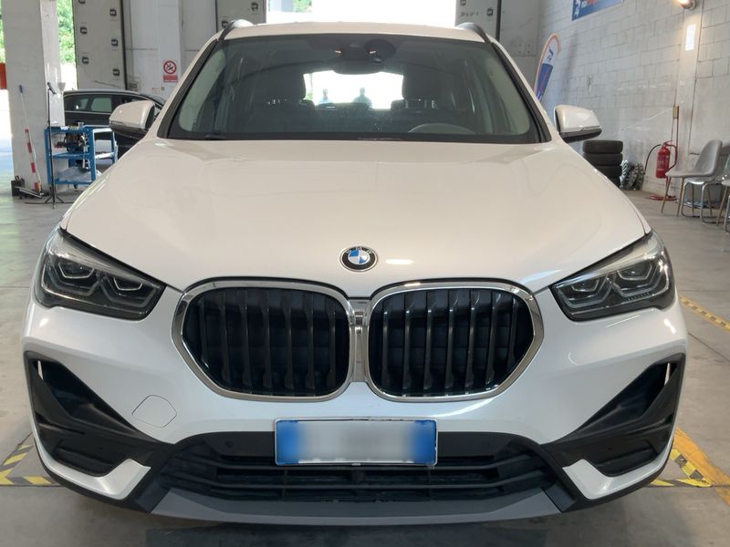 BMW X1 sDrive 18d Advantage 2020 – снимка 14