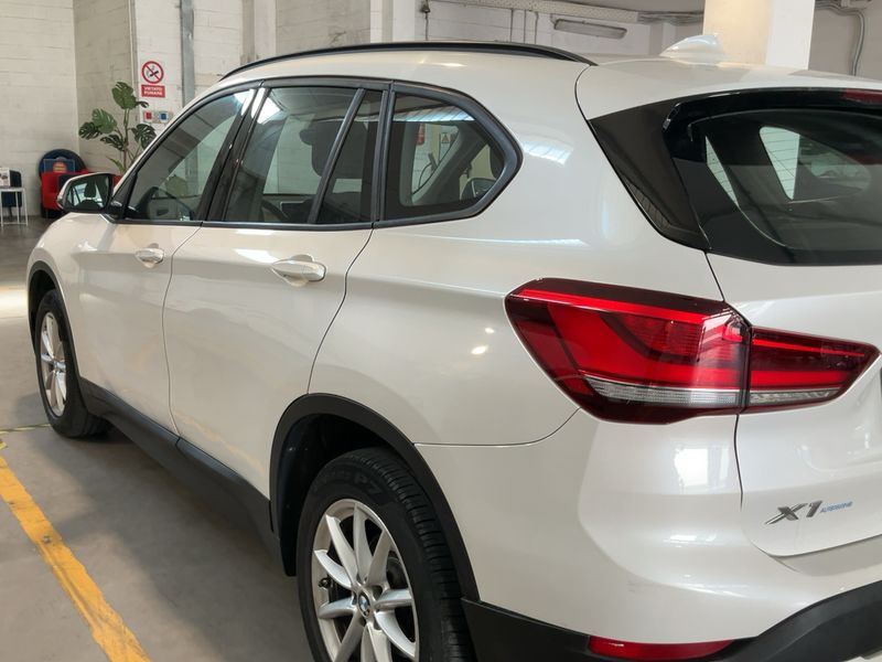 BMW X1 sDrive 18d Advantage 2020 – снимка 6