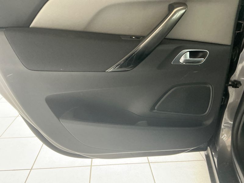 Citroen C4 Grand Picasso 1.6 Blue-HDi Selection 2018 – снимка 31