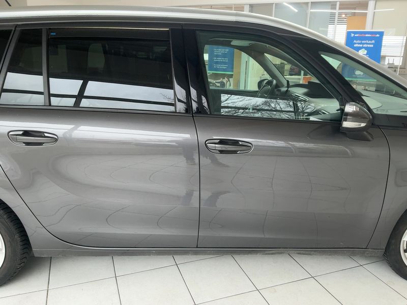 Citroen C4 Grand Picasso 1.6 Blue-HDi Selection 2018 – снимка 10