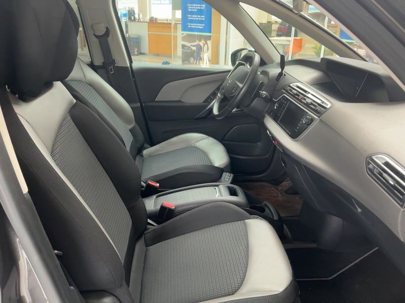 Citroen C4 Grand Picasso 1.6 Blue-HDi Selection 2018 – снимка 17