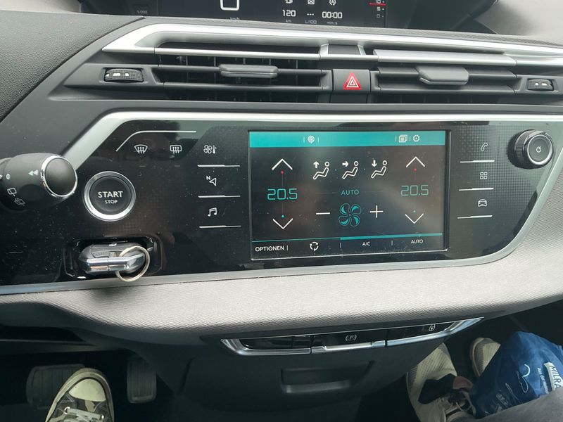 Citroen C4 Grand Picasso 1.6 Blue-HDi Selection 2018 – снимка 29